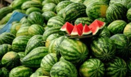 诸暨网红吃瓜事件真相是真的吗